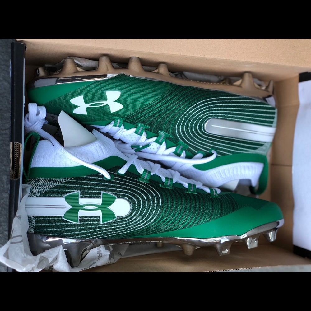 Football shoes